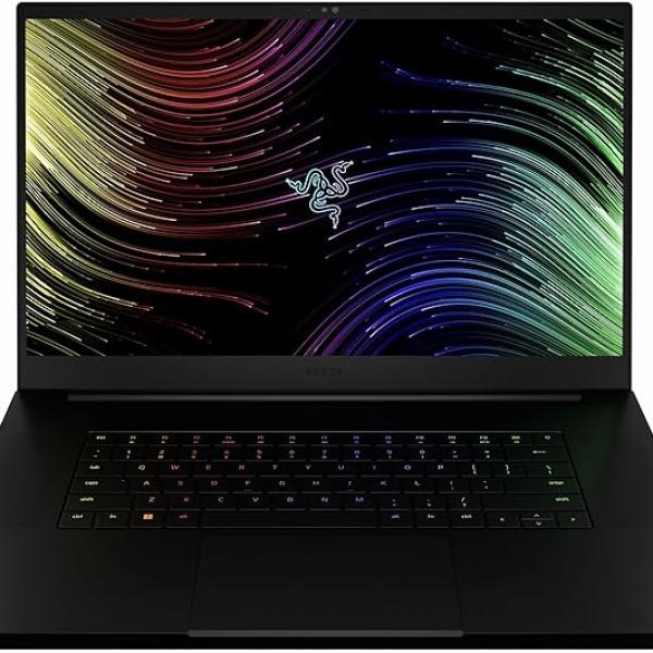Razer Blade 17 Gaming Laptop: NVIDIA GeForce RTX 3070 Ti - 12th Gen Intel 14-Core i9 CPU - 17.3" UHD 144Hz - 32GB DDR5 RAM - 1TB PCIe SSD - Windows 11 - Chroma RGB - Thunderbolt 4 - SD Card Reader